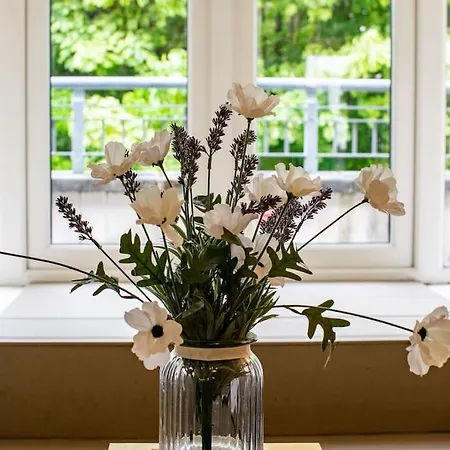 130 - Large Duplex By Shortstays Galway