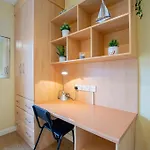 130 - Large Duplex By Shortstays - Sleeps 6 *
