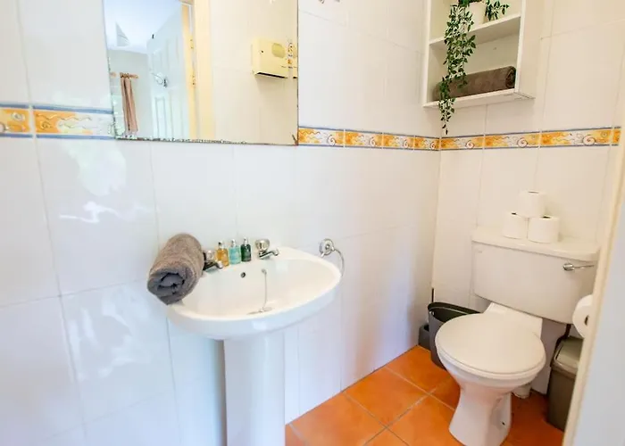130 - Large Duplex By Shortstays Holiday home Galway